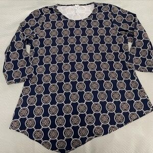 Lulu B Top 3/4 Sleeve Asymmetrical Navy, Tan, And White Top Medium